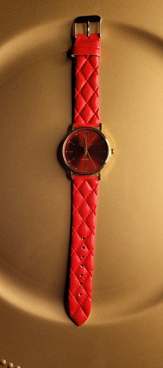 QUILTED BAND WATCHES